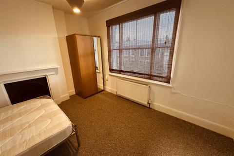 1 bedroom flat to rent, Alexander Road, London N19