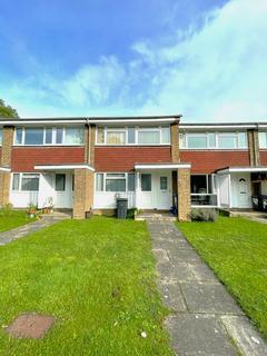 1 bedroom flat to rent, Woolgrove Court, Woolgrove Road, Hitchin, SG4