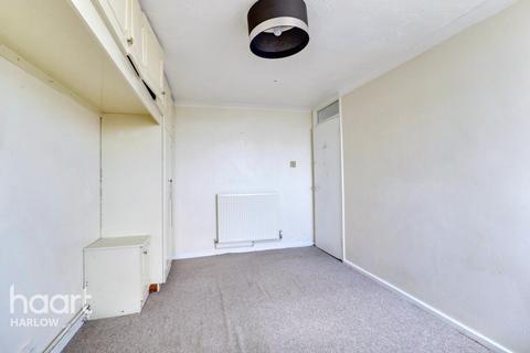 undefined, Long Banks, Harlow