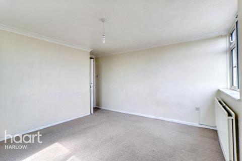 2 bedroom flat to rent, Long Banks, Harlow