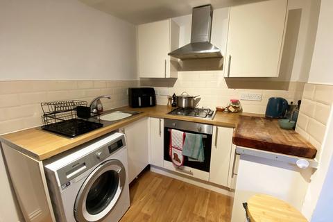 2 bedroom ground floor flat for sale, Osborne Road, Southsea