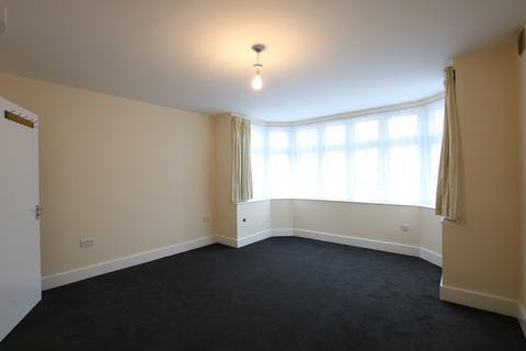 1 bedroom ground floor flat to rent, Deerhurst Road, London, NW2