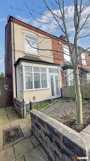 2 bedroom end of terrace house to rent, Court Lane, Birmingham