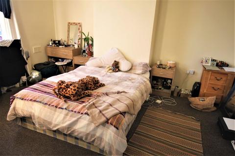1 bedroom terraced house to rent, Thornville Street, Hyde Park, LEEDS, LS6