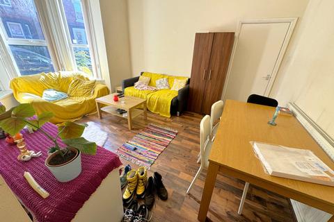 Norwood Terrace, Hyde Park, Leeds, LS6