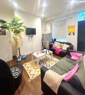 School View, Hyde Park, Leeds, LS6