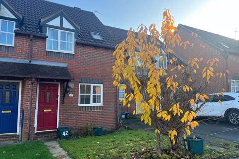 2 bedroom terraced house to rent, Ferndene, Bristol