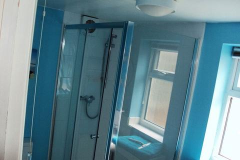 5 bedroom terraced house to rent, Norman Road, Southsea PO4