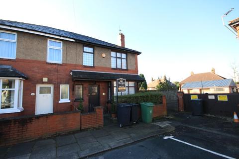 3 bedroom semi-detached house to rent, Orrell Gardens, Wigan, WN5