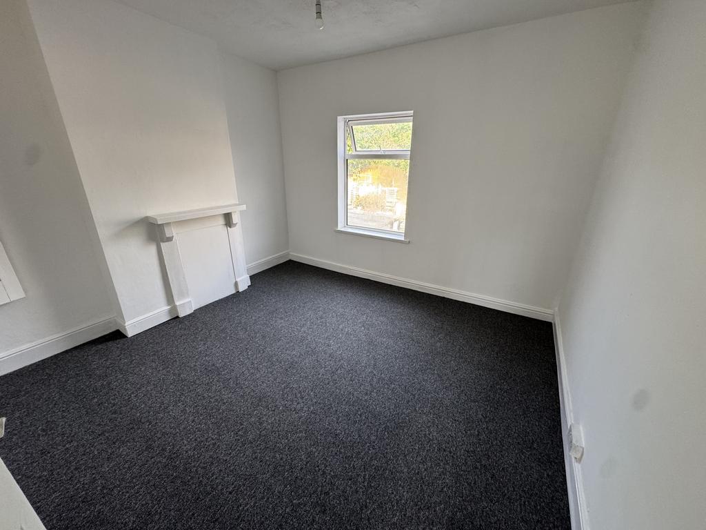 Dale St, Smethwick, B66 - More
