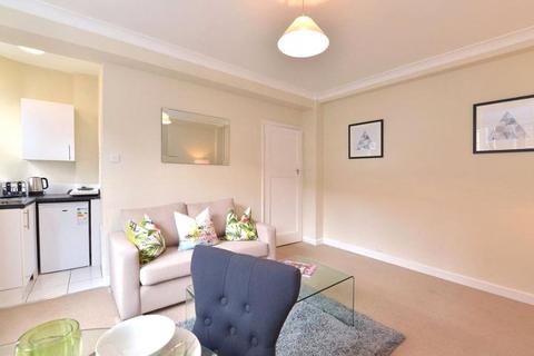 1 bedroom apartment to rent, Hill Street, Mayfair