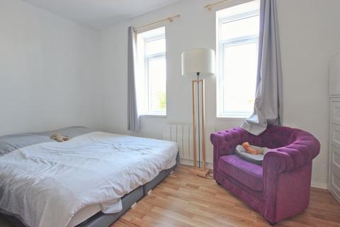 1 bedroom flat to rent, Odessa Road, Forest Gate, London E7