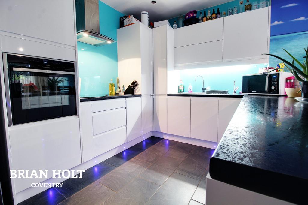 St Martins Road, Coventry 4 bed semidetached house £450,000