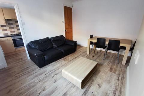 undefined, Harold View, Hyde Park, Leeds LS6 1PP