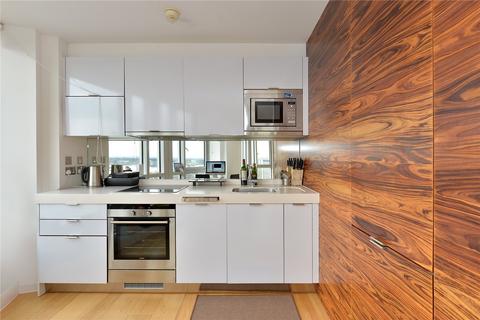 1 bedroom flat to rent, Ontario Tower, 4 Fairmont Avenue, London