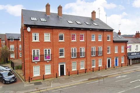 2 bedroom apartment for sale, St. Marys Road, Market Harborough