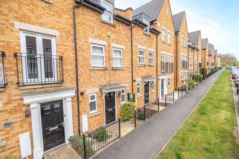 Roman Road, Little Stanion, Corby 4 bed townhouse £245,000