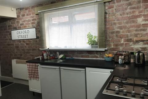 4 bedroom house share to rent - Gresham Road, Middlesbrough, TS1 4LW