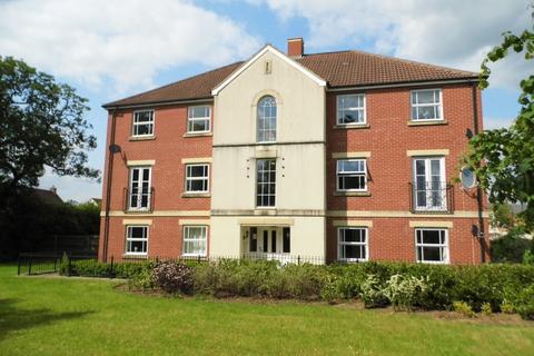 2 bed flat/apartment for rent in Herschel Close, Oakhurst, Swindon, SN25