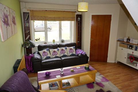 2 bedroom terraced house to rent, RIVETTS CLOSE, OLNEY