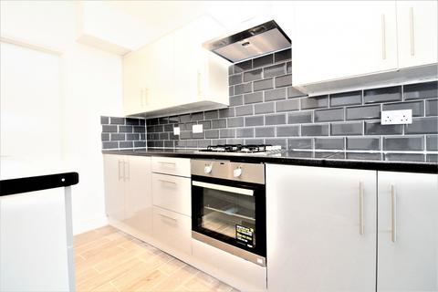 1 bedroom in a house share to rent - Abbots Way, Beckenham, BR3