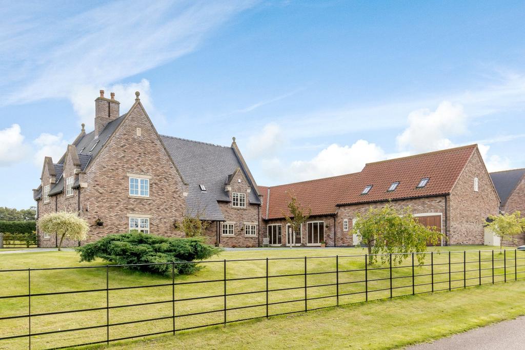 18 Lovely Country Houses For Sale As Seen In Country Life Country Life