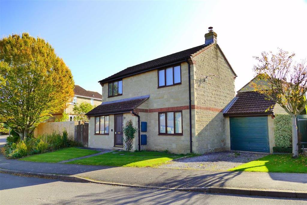 Wenhill Heights, Calne 3 bed detached house £259,950