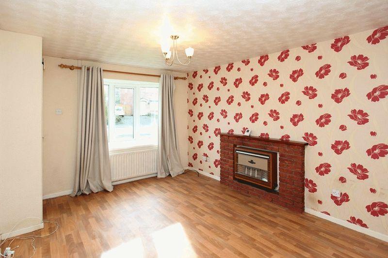 Walker Crescent, St 2 bed semidetached house £135,000
