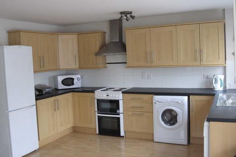 3 bedroom flat to rent, Ladybarn Lane, Fallowfield