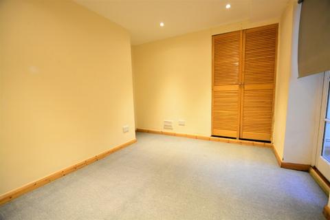 2 bedroom flat to rent, Norfolk Square, Brighton, BN1