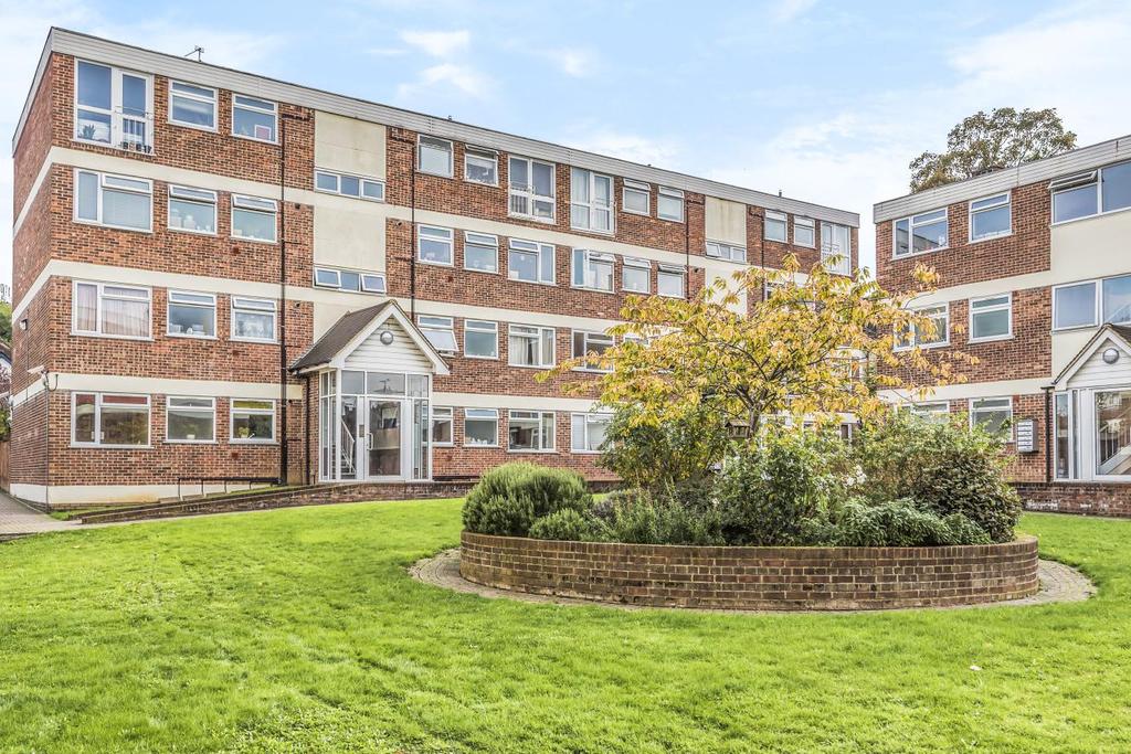 Valley Road, Streatham 2 bed flat £375,000
