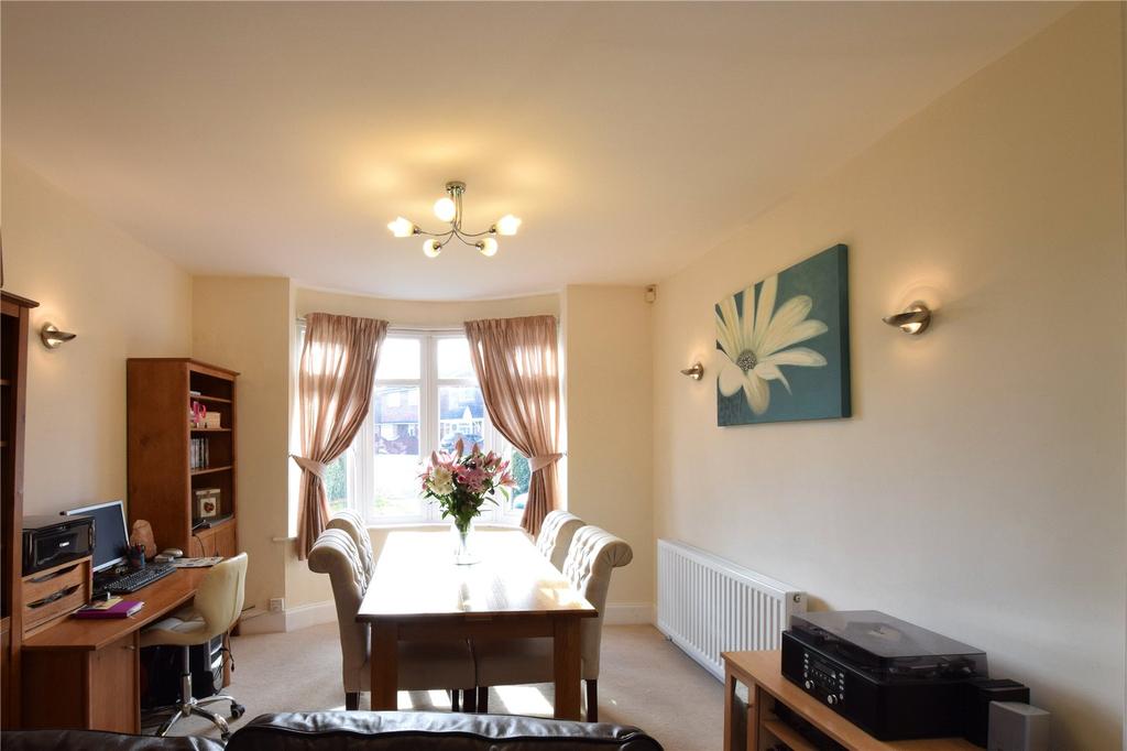 The Foxholes, Kidderminster, Worcestershire, DY10 3 bed semidetached