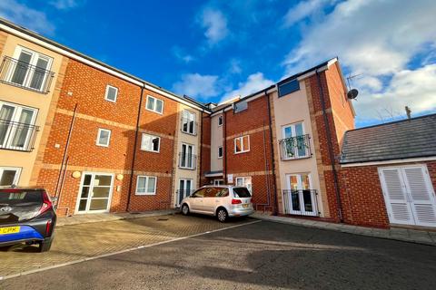 2 bedroom flat to rent, Derwent House, Alnmouth Court, North Fenham, Newcastle upon Tyne, NE5