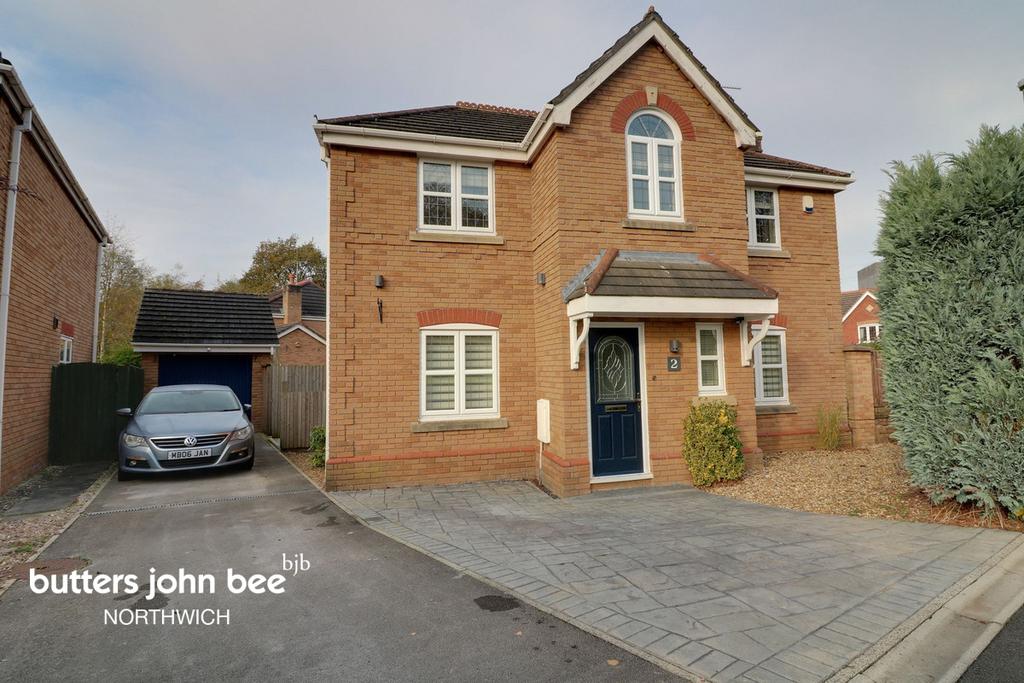Dutton, Warrington 4 bed detached house £270,000