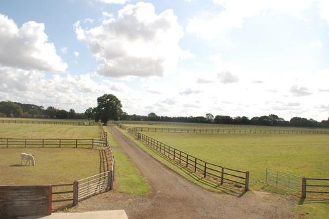 Horringer Near Bury St Edmunds Suffolk Equestrian Property 2 200 Pcm 508 Pw