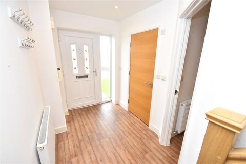 4 bedroom detached house to rent, Highfield, Northam, Bideford, Devon, EX39