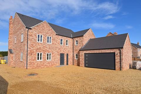 St Johns Fen End 4 Bed Barn Conversion 535 000