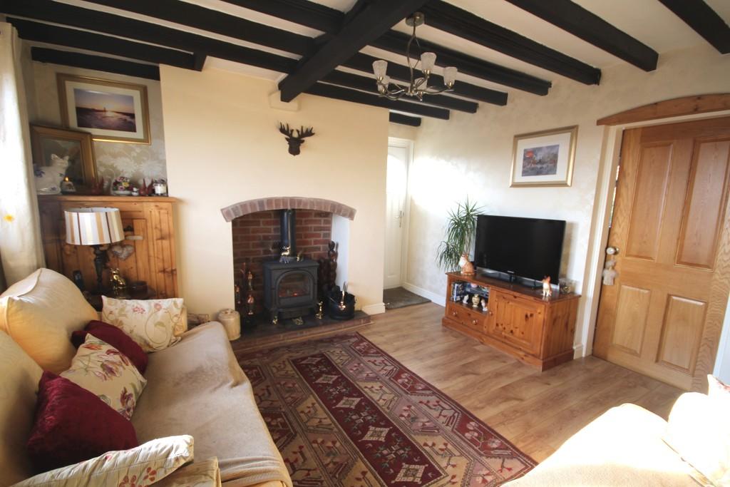 Station Road, Sandycroft 2 bed cottage £145,000