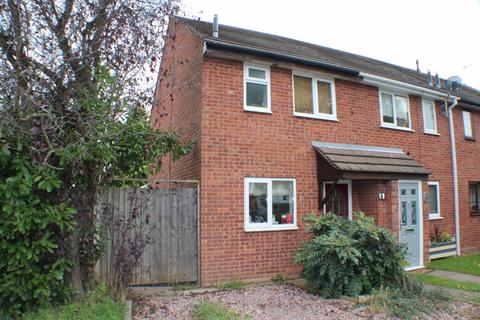 2 bedroom semi-detached house to rent, Trent Close Droitwich Spa WR9 8TL