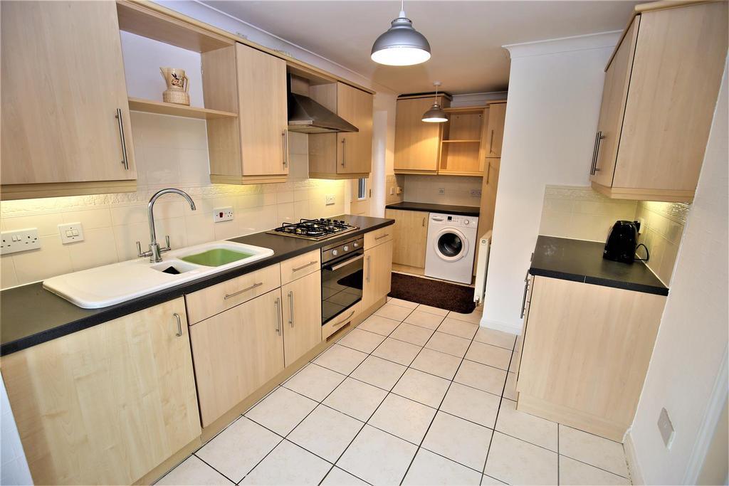 Harling Close, Boughton Monchelsea, Maidstone 3 bed detached house £
