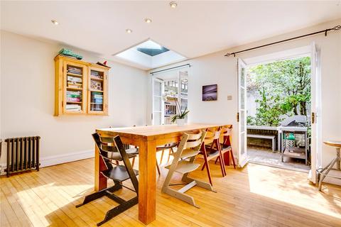 3 bedroom terraced house to rent, Wallgrave Road, Earls Court, London