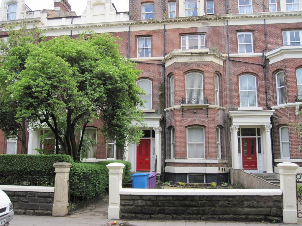 Flat 1 Princes road, Toxteth, Liverpool L8 2 bed flat to rent £595