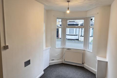 2 bedroom terraced house to rent - Stovell Road, Moston