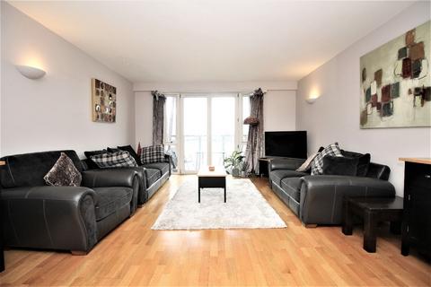 2 bedroom flat to rent, Milenium Harbour, Westferry Road, Canary Wharf E14