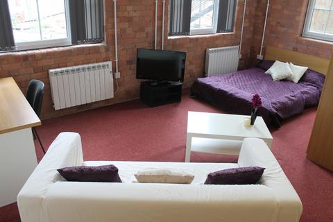 Studio to rent, 106 Lower Parliament Street Flat 5, Byron Works, NOTTINGHAM NG1 1EH