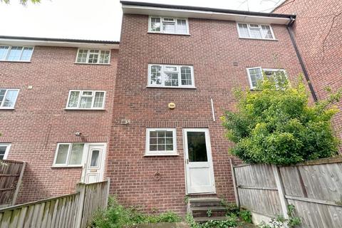 5 bedroom townhouse to rent, Bluecoat Close