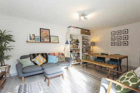 1 bedroom bungalow to rent, Sylvestrus Close, Kingston Upon Thames, KT1