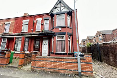 3 bedroom terraced house to rent, Reynell Road, Longsight, Manchester, M13