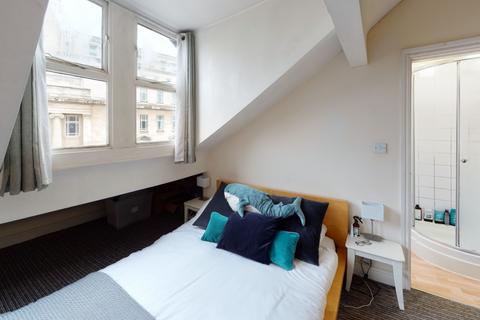 2 bedroom flat to rent, Blenheim Terrace, University, Leeds LS2 9HD
