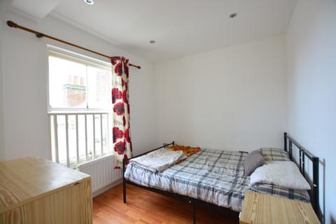 1 bedroom flat to rent, Western Road, Hove, BN3